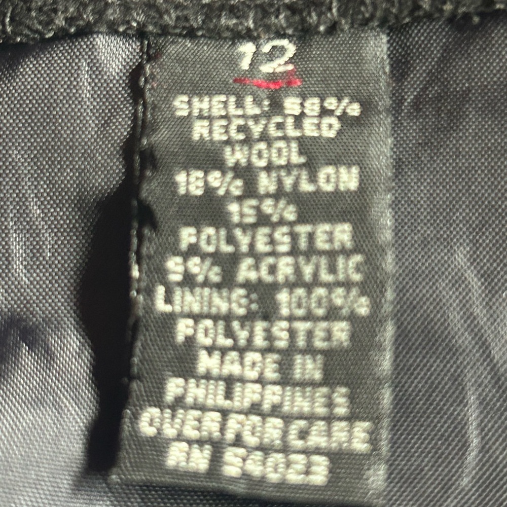 Old Navy Mini Skirt 😊 - Picture 5 of 11